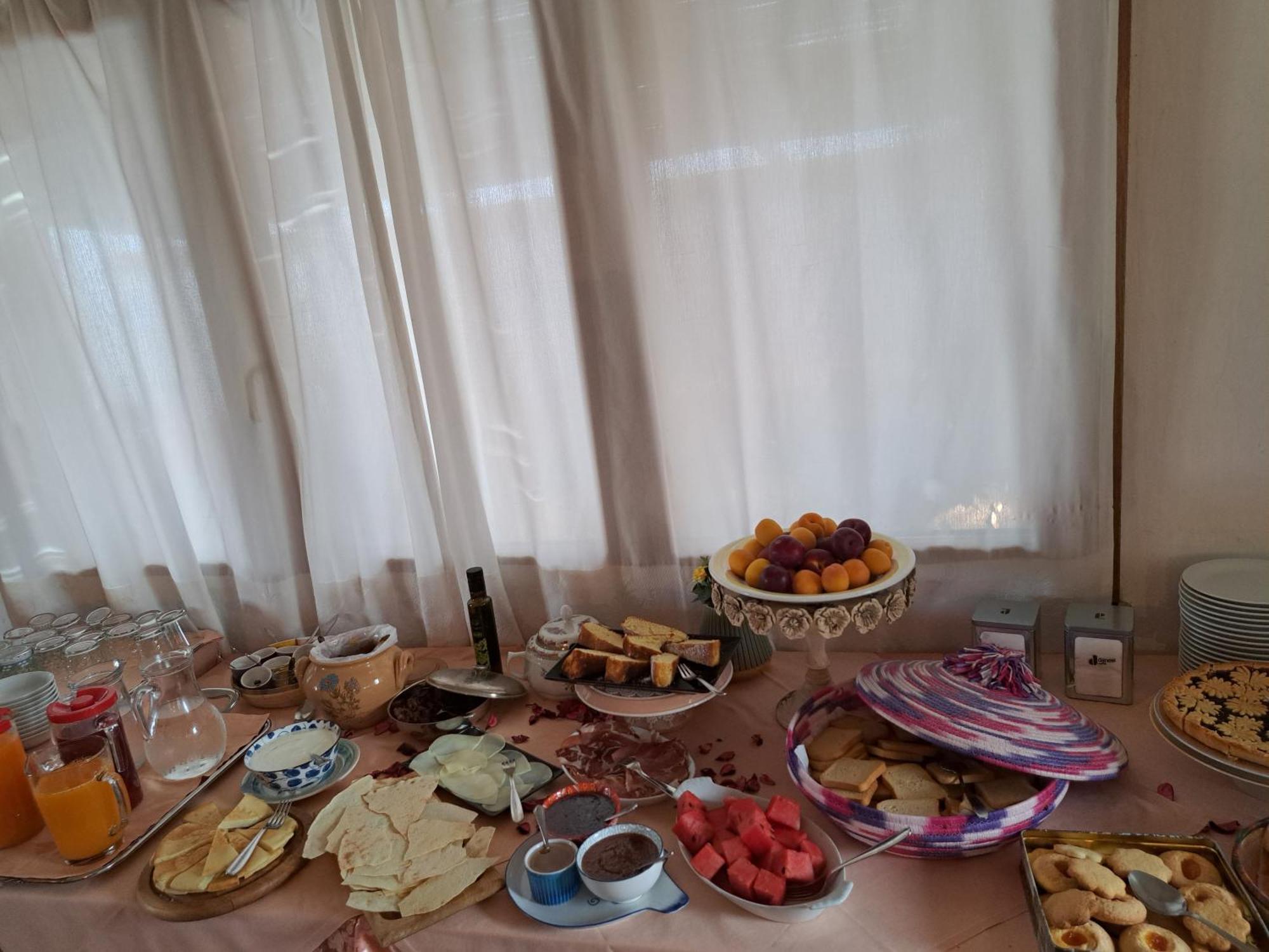 Locanda Tipica Sa Corte Oliena Pokój zdjęcie